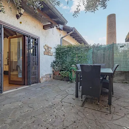 Malpensa Jacuzzi House Villa Ferno Exterior photo