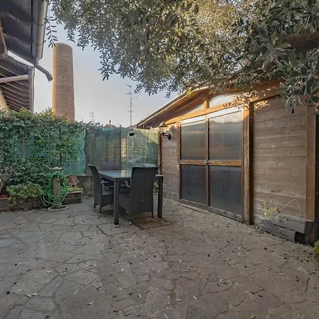 Malpensa Jacuzzi House Villa Ferno Exterior photo
